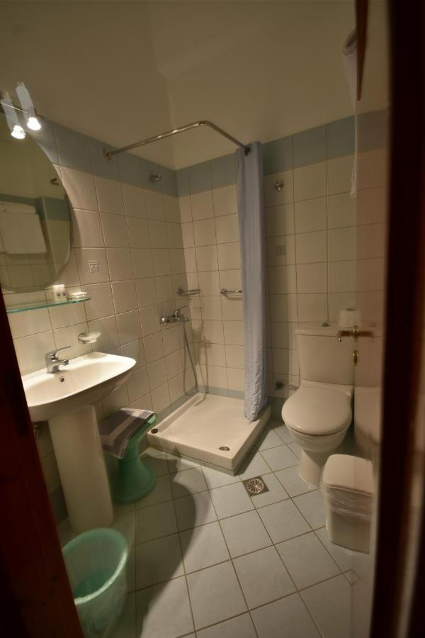 Hotel Blue Sea Tiros Luaran gambar